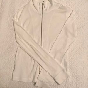 Whiter zip up knit top